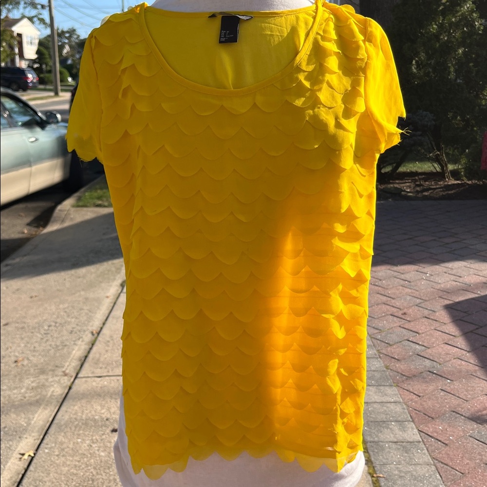 H&M Sunny Yellow scalloped Blouse